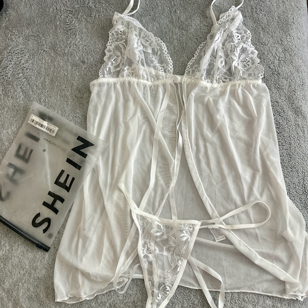 SHEIN White Lace Lingerie Set